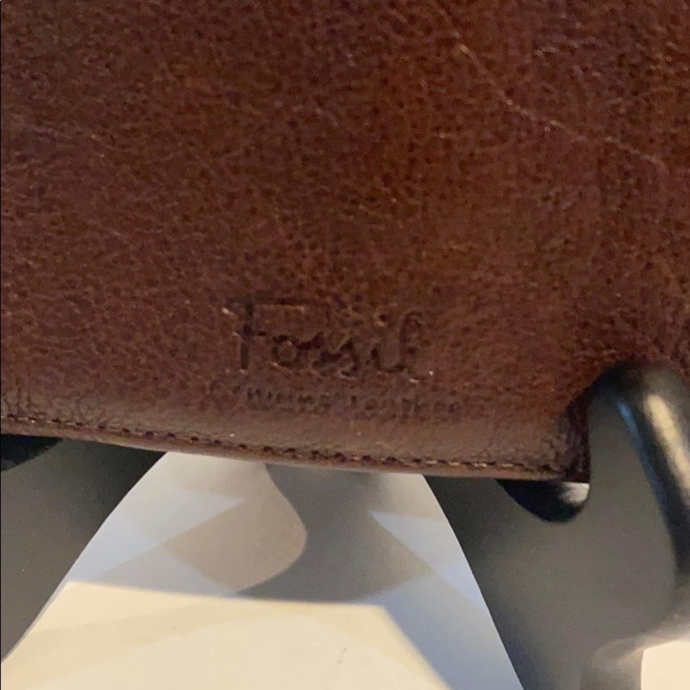 Vintage Fossil Wallet - Picture 3 of 7